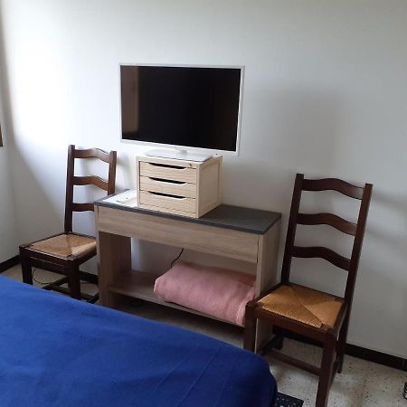 Chambre B2 Dans Un Appartement En Colocation Marseille Kültér fotó